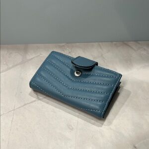 Elegant Blue Quilted Women's Wallet